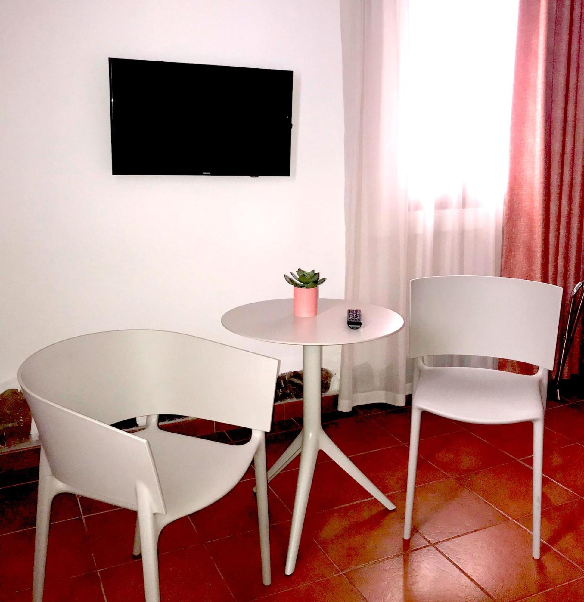 Leon Dormido Rooms & Apartments *